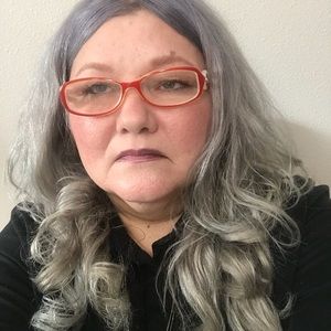 Meet your Posher, Shelley